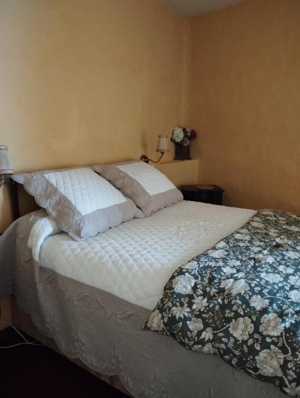 Suite Provencale Сеньон Экстерьер фото
